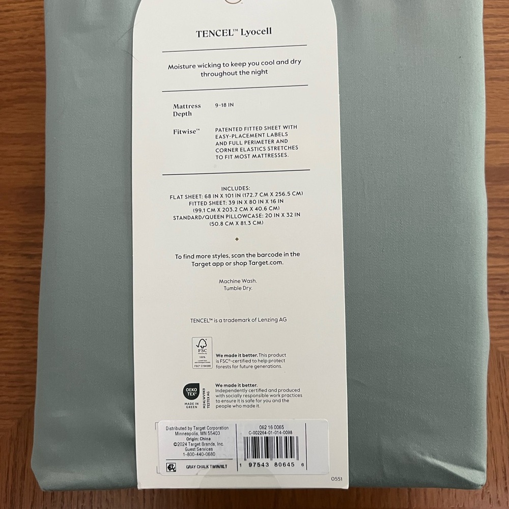 NWT Threshold TENCEL Lyocell Sheet Set in Dark Sage Green - Picture 3 of 3